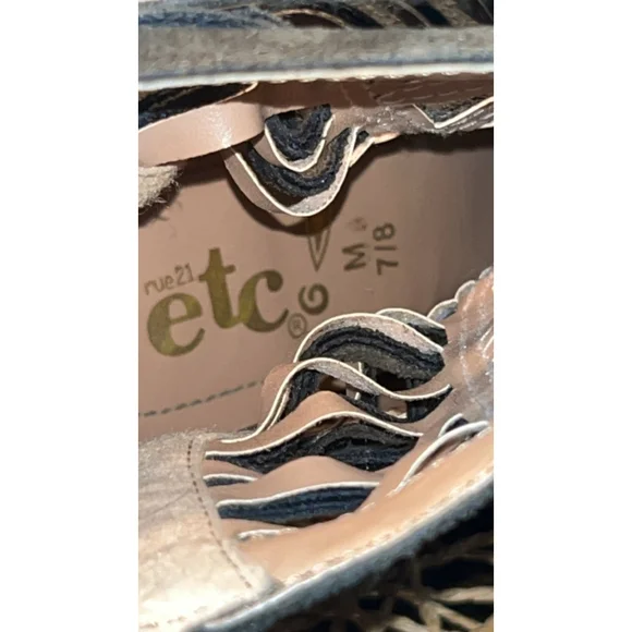 Women's rue21 etc Black Cutout Lace-Up Heels Size 7.5 - Picture 5 of 5